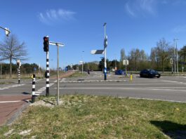 Burgemeester Baron van Voorst tot Voorstweg. Reeshof - Focus op Reeshof