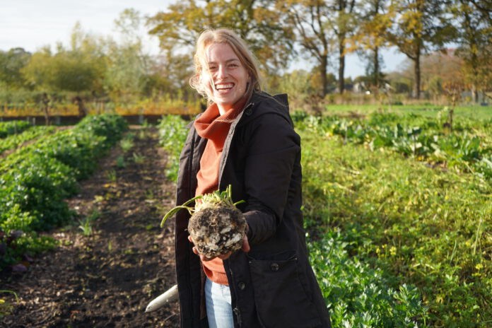 Febe de Jong boer bij Klein Tilburg kopie